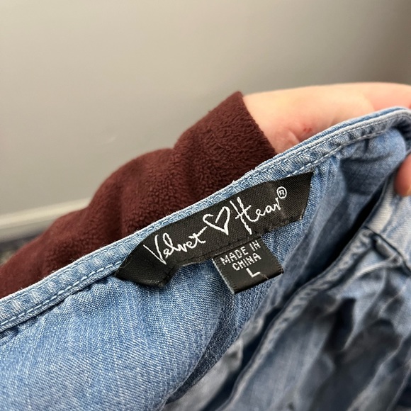 Velvet heart chambray wrap top - Picture 9 of 9